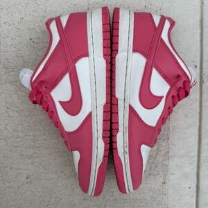 Nike Dunk Low - women’s size 8